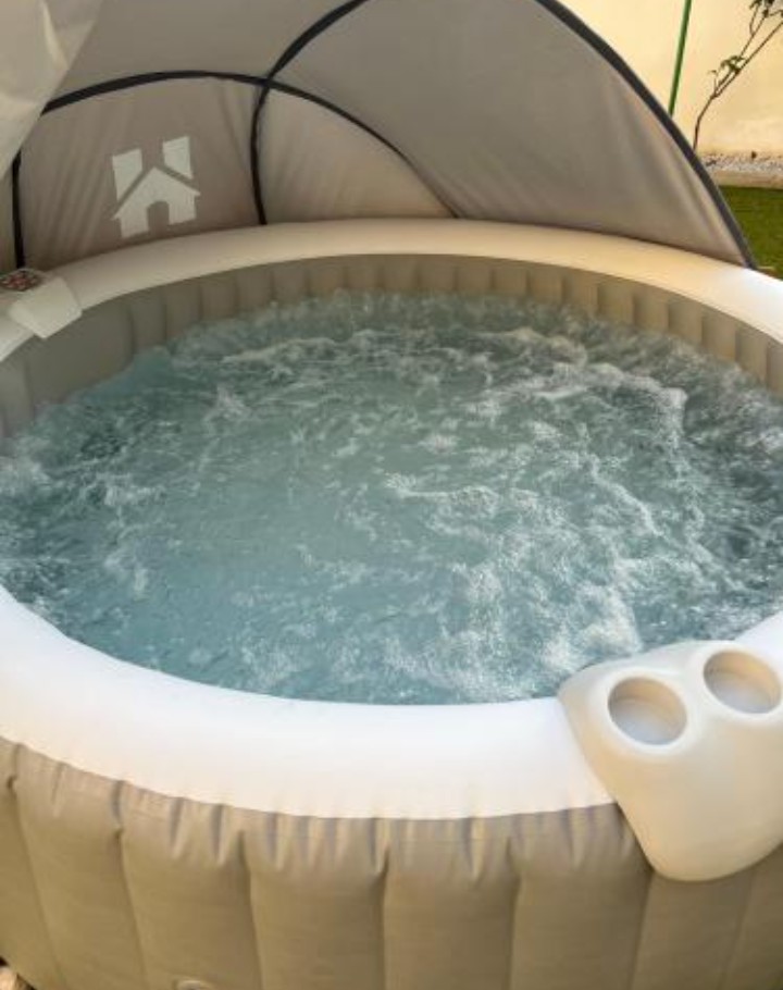 Jacuzzi apartamento turístico en Pozo Alcón Maylu